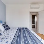 Mala By Interhome بيت للعطل
