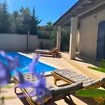 بيت للعطل Mala By Interhome مورتير