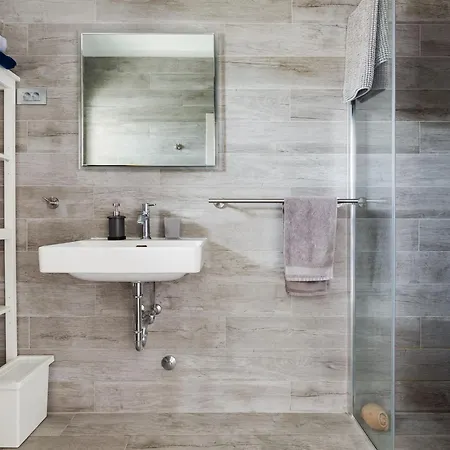 Mala By Interhome Murter