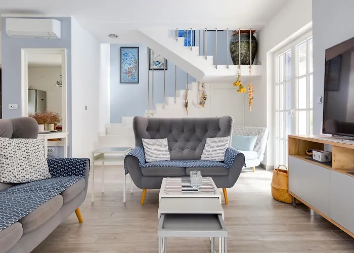 Сasa de vacaciones Mala By Interhome Murter